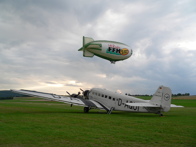 18_JU52_und_Luftschiff_FFH