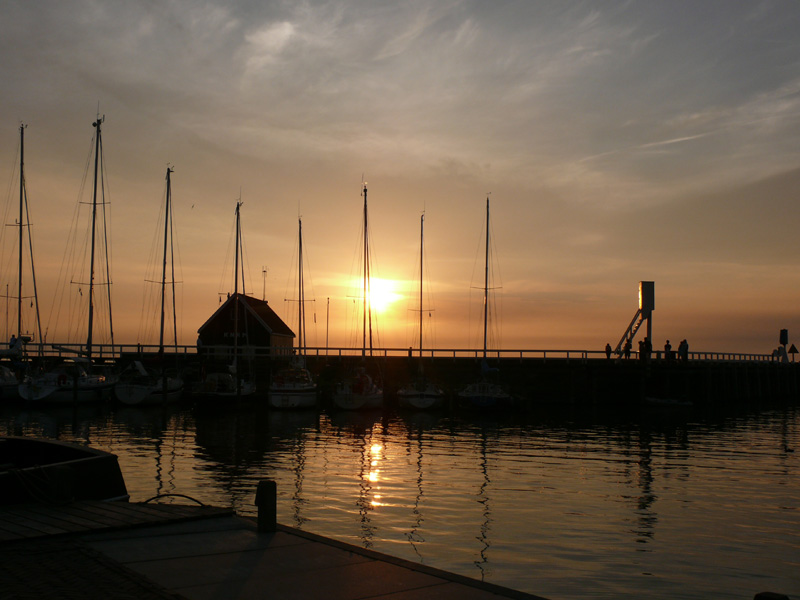 Sonnenuntergang_Hafen_P1430702