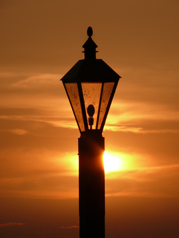 Sonnenuntergang_Lampe_P1430709