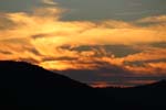 Sonnenuntergang_hinter_Bergen