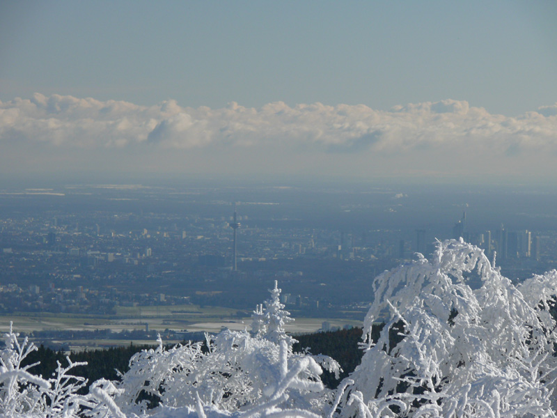 06_Frankfurt_vom_Feldberg_aus_gesehen