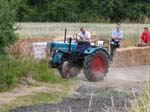 Leicht_verschaetzt_Hanomag_R19_Traktor_Bergzeitfahren